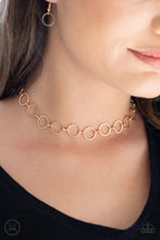 Load image into Gallery viewer, Metro Spunk Gold Choker