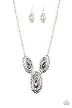 Load image into Gallery viewer, Metro Mystic Silver Necklace
