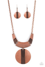 Load image into Gallery viewer, Metallic Enchantress Copper Necklace
