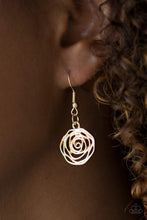 Load image into Gallery viewer, Rosy Rosette Gold Necklace