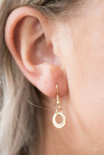 Load image into Gallery viewer, Grandiose Glamour Gold Necklace