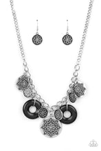 Load image into Gallery viewer, Western Zen Black Necklace