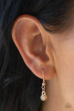 Load image into Gallery viewer, Floral Florescence Rose Gold Necklace