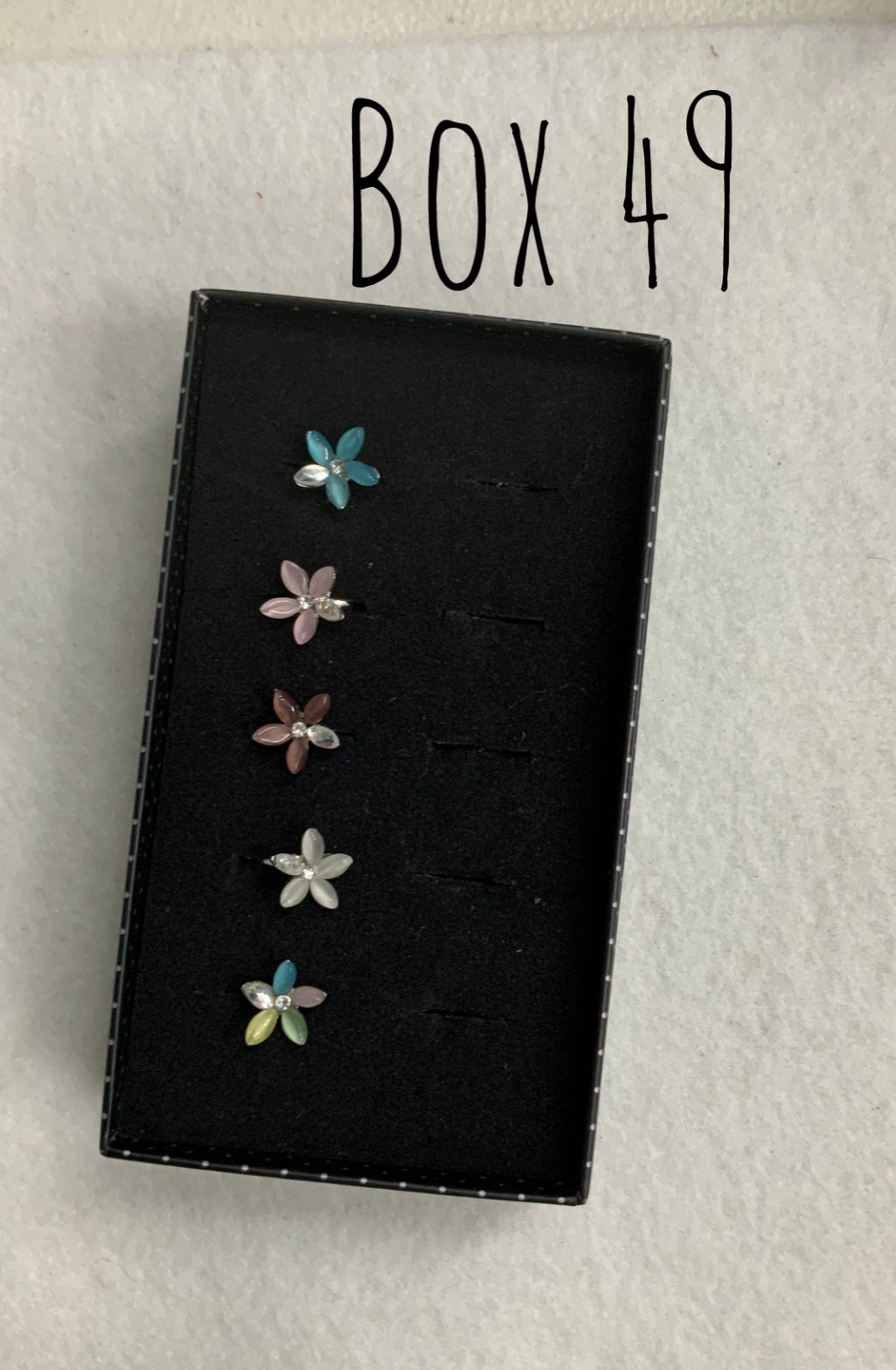 Starlet Shimmer Moonstone Flower Rings Box 49