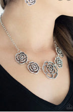 Load image into Gallery viewer, Primerose Princess Sliver Necklace