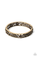 Load image into Gallery viewer, Hawaiian Essence Brass Hinged Bracelet