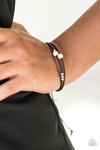 Load image into Gallery viewer, Mountain Treasure White Urban Bracelet