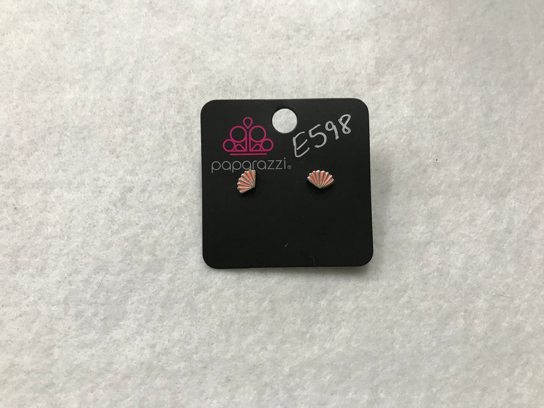Starlet Shimmer Shell Post Earrings #598