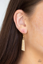 Load image into Gallery viewer, Texture Tigress Gold Necklace