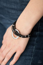 Load image into Gallery viewer, Magnetic Muse Black Bracelet