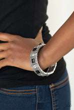 Load image into Gallery viewer, Tribal Trailblazer Black Bracelet
