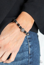 Load image into Gallery viewer, Twinkling Timelessness Black Bracelet